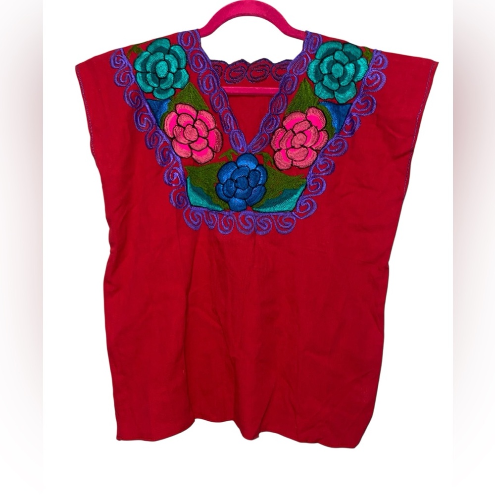 Mexican Floral Embroidered S/M V-Neck Huipil Oaxaca Cotton Red Boxy Fit Top